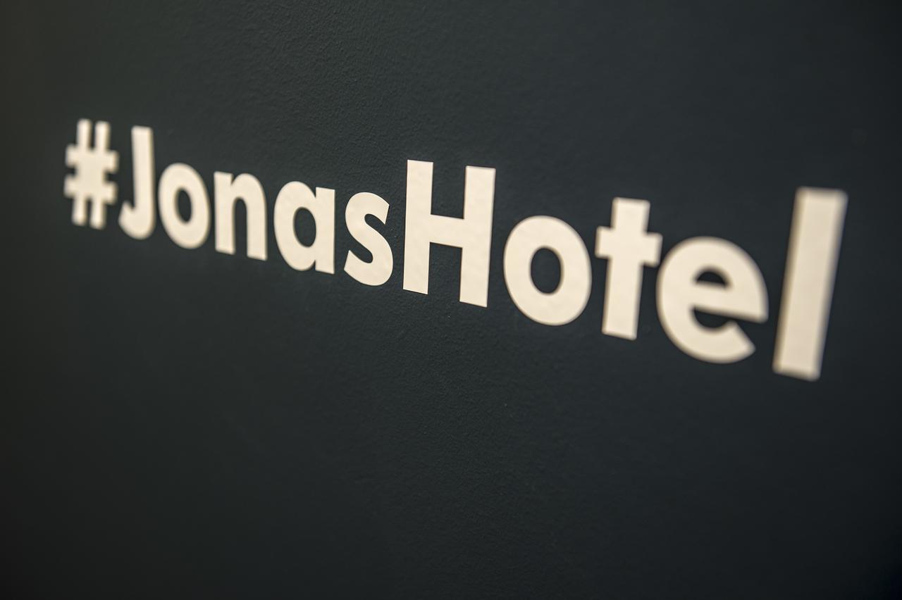 Jonas Hotel Шефилд Экстерьер фото